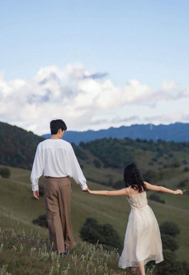 LOVE AT FIRST SIGHT รักแรกพบของฉัน.. จะอีกกี่ครั้งก็ยังเป็นเธอ!